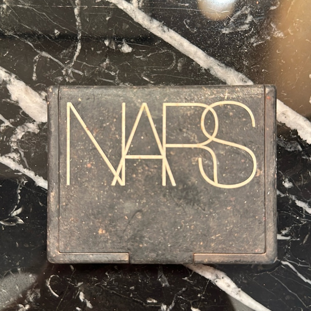 Used Nars contour compact in Paloma